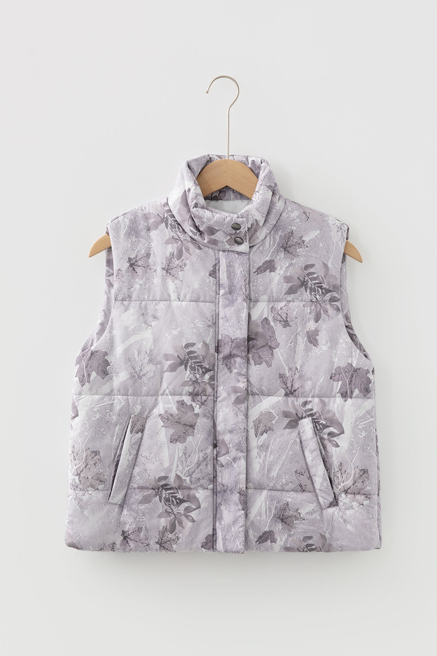 Gray Camo Leaf Print Winter Puffer Vest