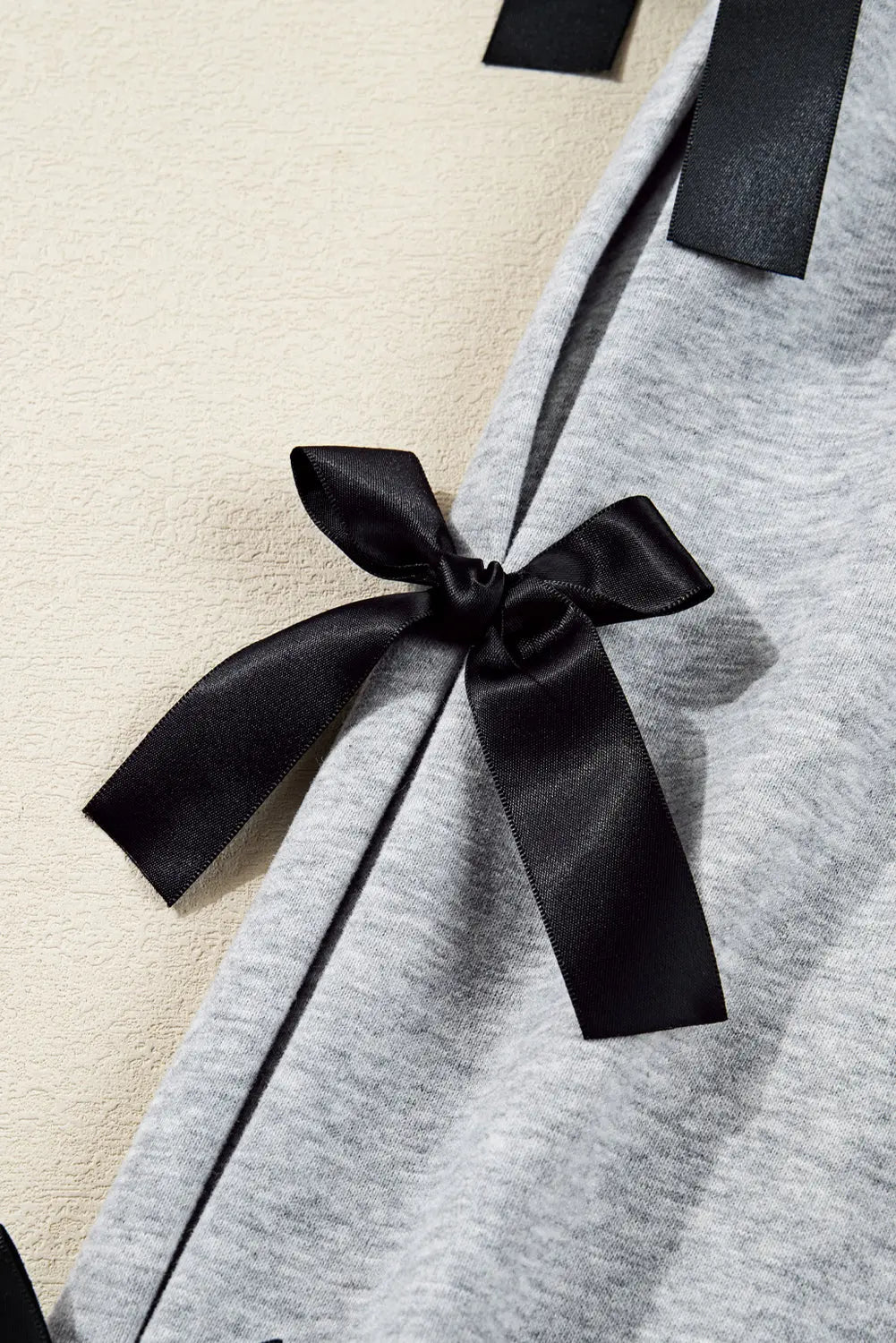 Light Grey Sequin Santa Claus Patched Ribbon Bow Detail Split Sleeve Baggy Sweatshirt Dear-Lover Dropshipping