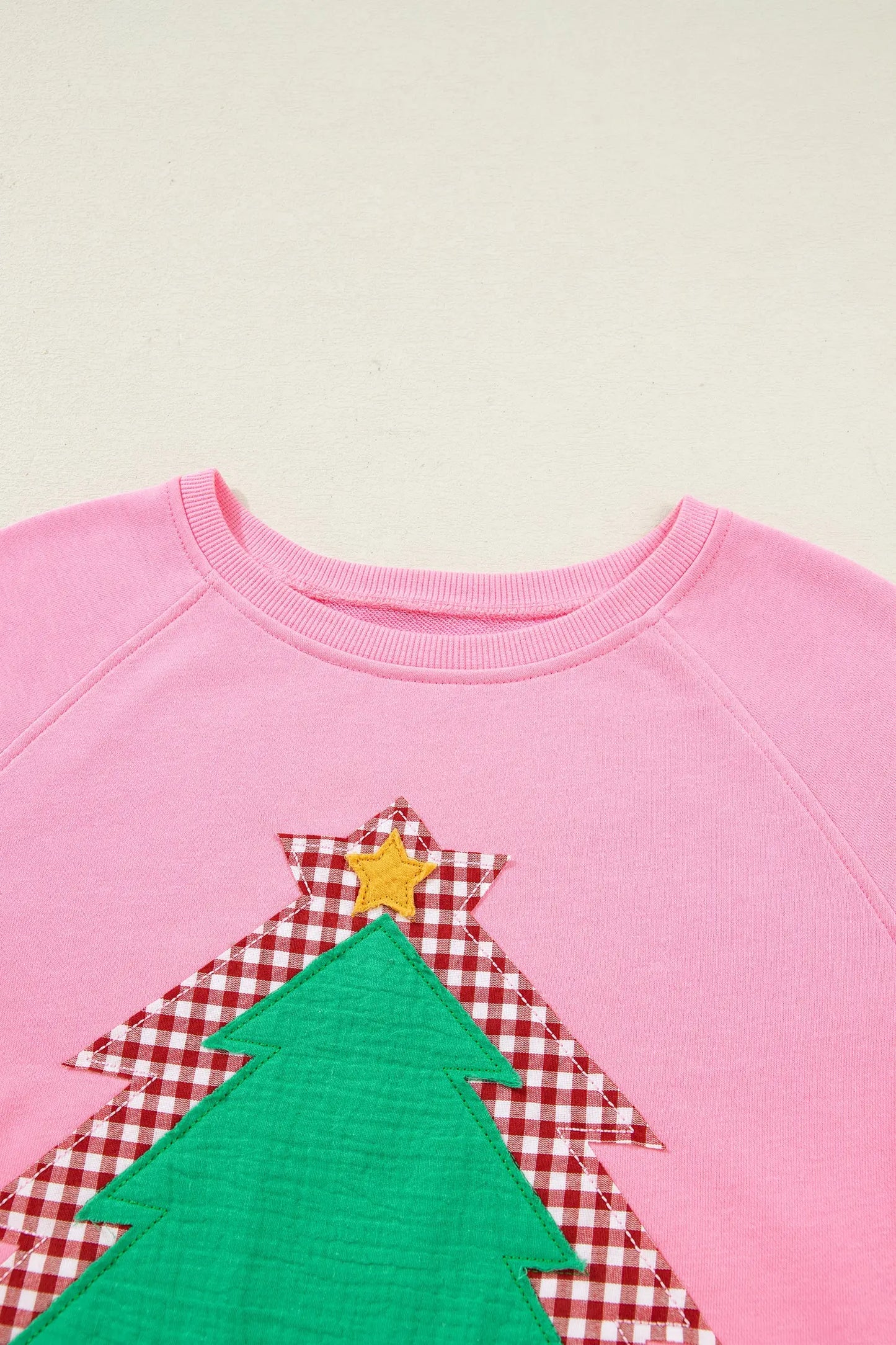 Sachet Pink Plaid Contrasted Double Christmas Tree Patched Raglan Sleeve Pullover 2pcs Short Set