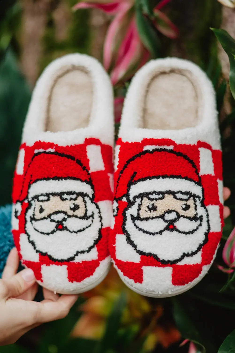 Fiery Red Checkered Santa Claus Graphic Plush Home Slippers Dear-Lover Dropshipping