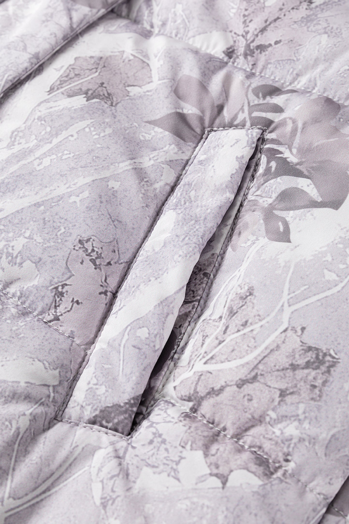 Gray Camo Leaf Print Winter Puffer Vest