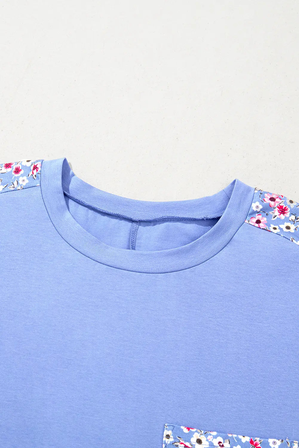 Sky Blue Floral Patchwork Chest Pocket Crewneck Plus Size T Shirt Dear-Lover Dropshipping