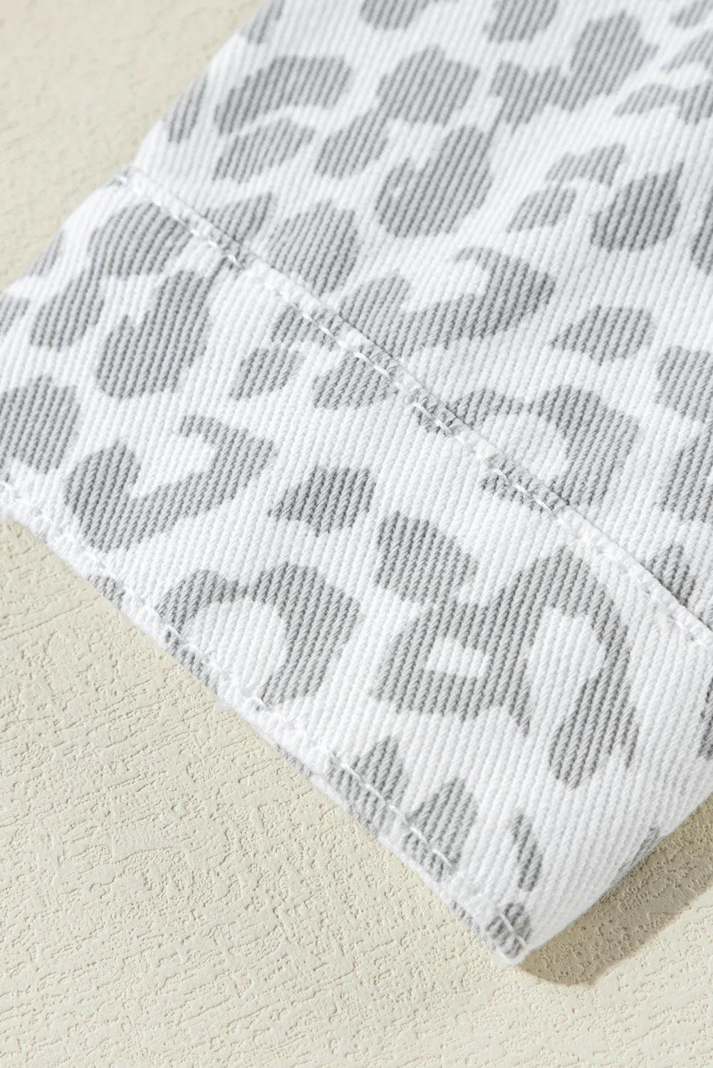 White Leopard Printed Flap Pocket Denim Jacket Dear-Lover Dropshipping