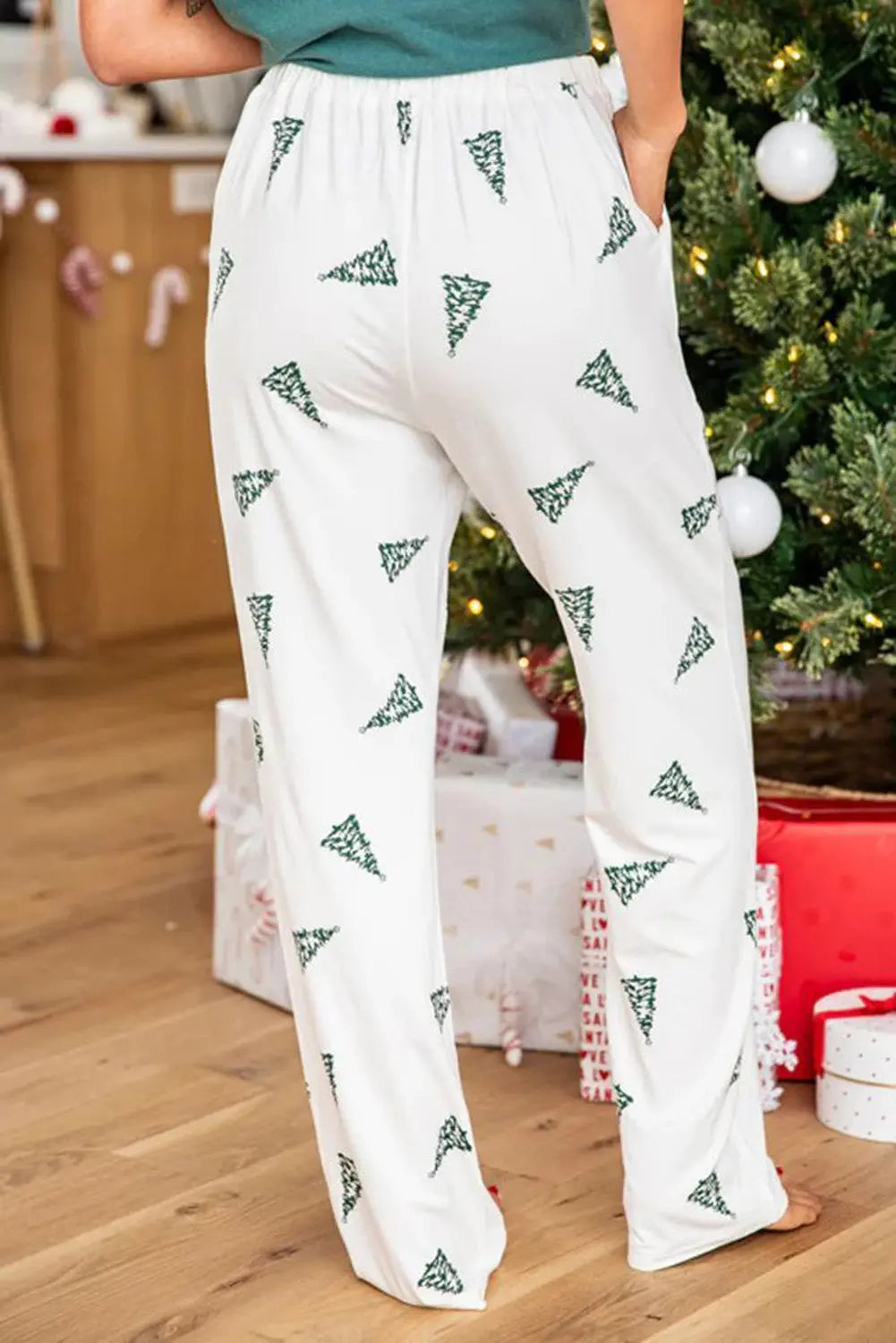 Skobeloff Christmas Tree Print Tee and Pants Lounge Set Dear-Lover Dropshipping